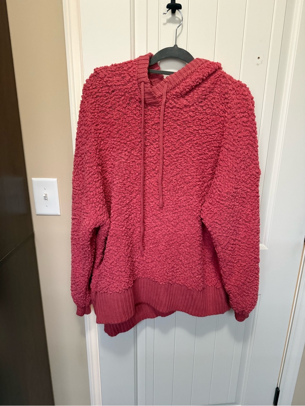 Zenana Outfitters Popcorn Knit Hoodie in Rose